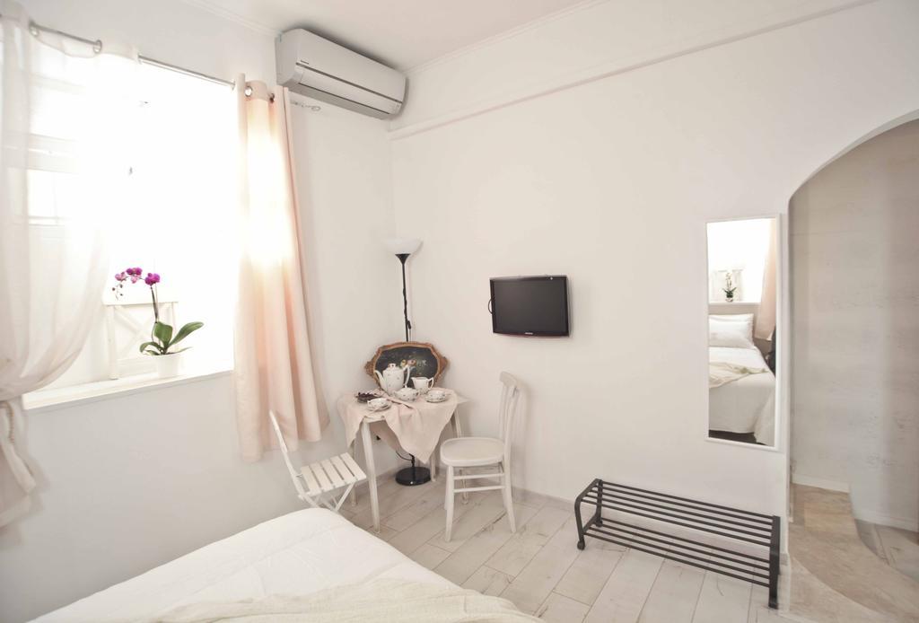 Bed and Breakfast Sottosoprasannio Рим Номер фото