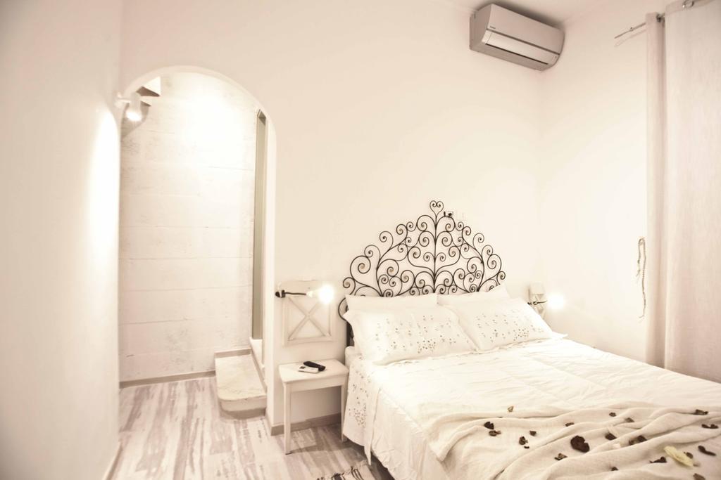 Bed and Breakfast Sottosoprasannio Рим Номер фото